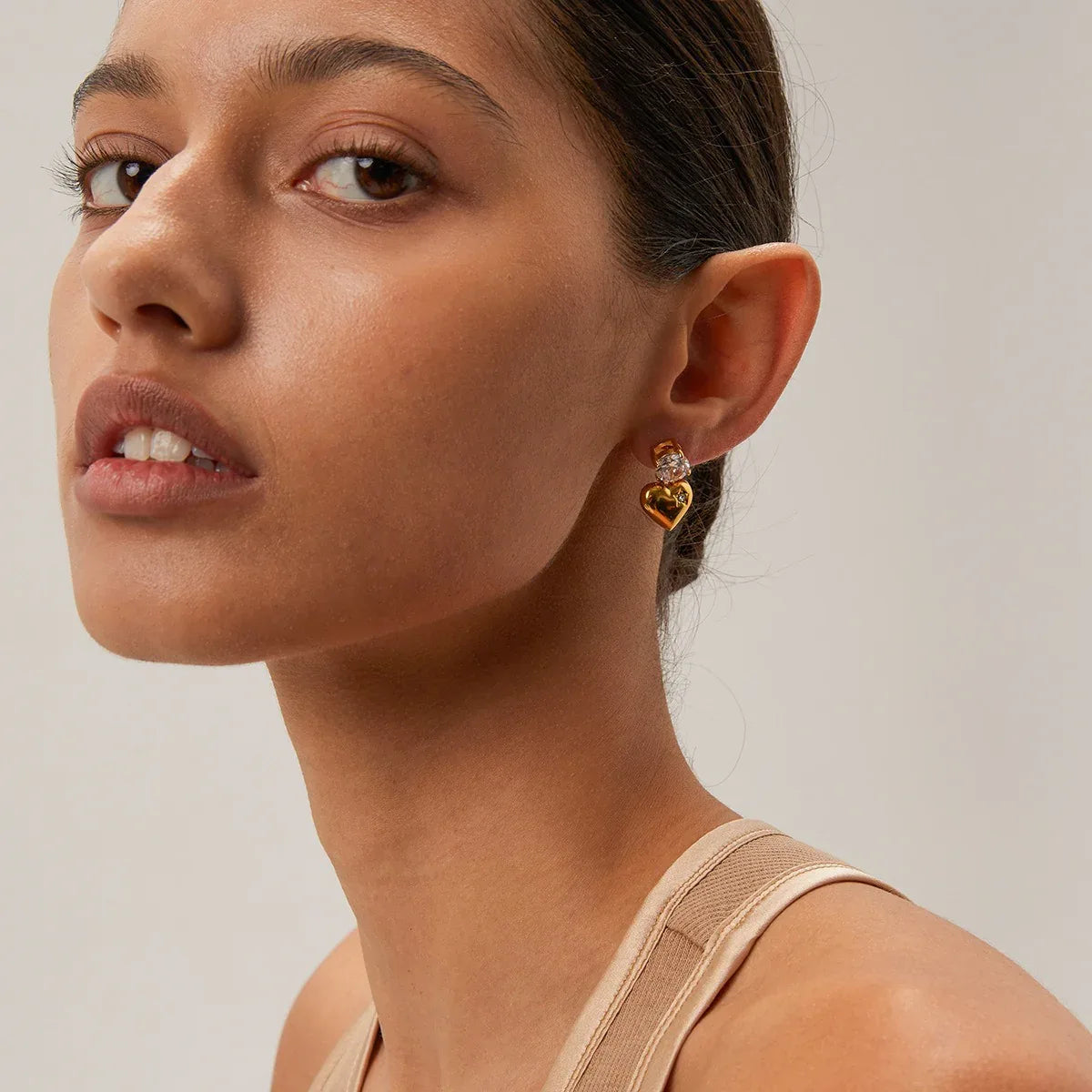 18k gold noble and elegant heart inlaid zircon design earrings - Shello's Creative Boutique