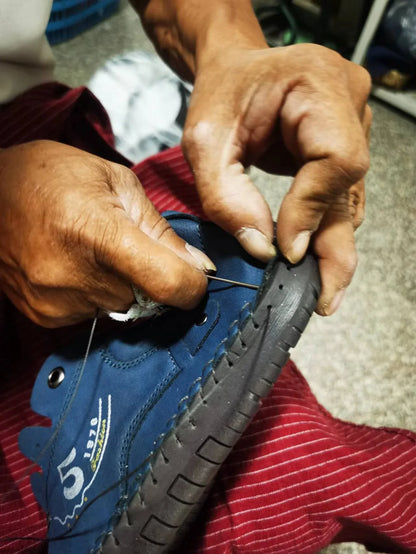 KEZZLY Casual Handmade Stitching Men's Flats – Lace-Up Outdoor Walking Sneakers with Round Toe & Rubber Sole - Shello's Creative Boutique