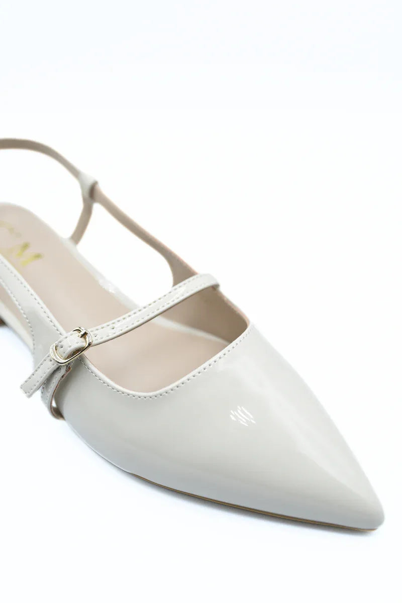 Slingback Pointed Closed Toe Low Heel Sandals - Elegant Comfort - Shello's Creative Boutique