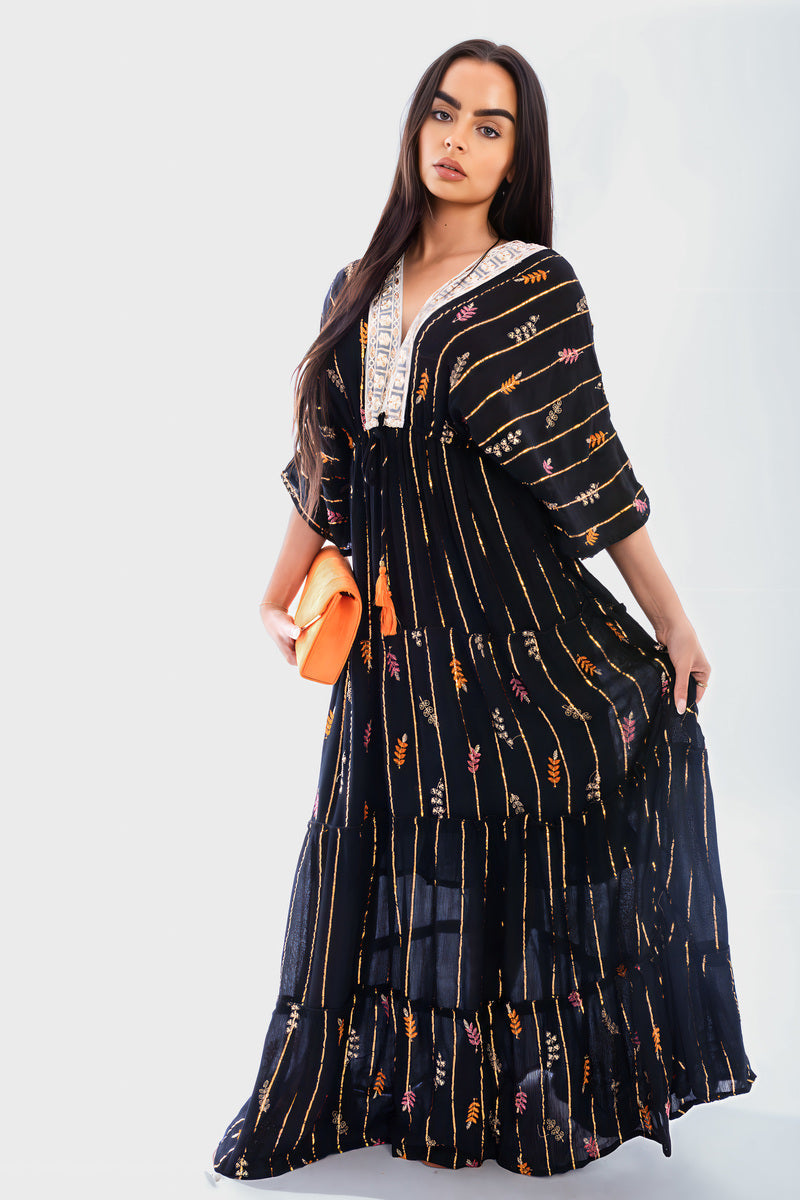 V-Neck Tassel Printed Detail Maxi Dress Moda