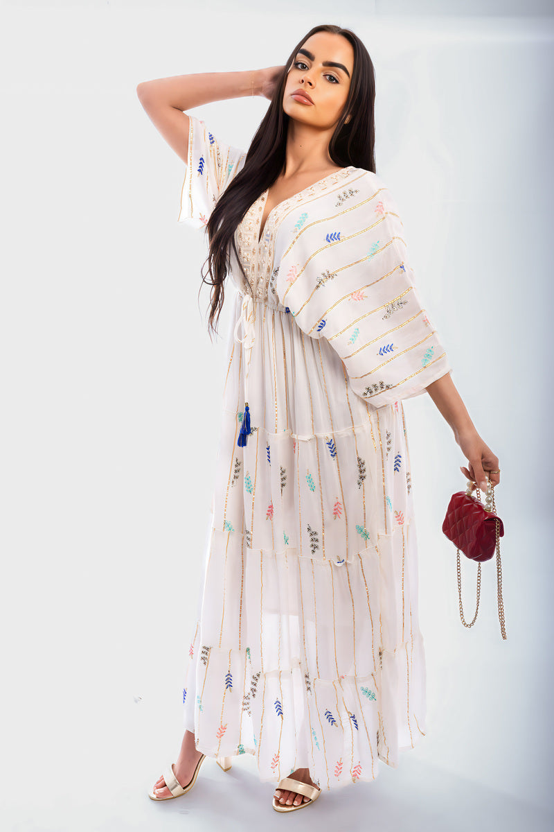 V-Neck Tassel Printed Detail Maxi Dress Moda