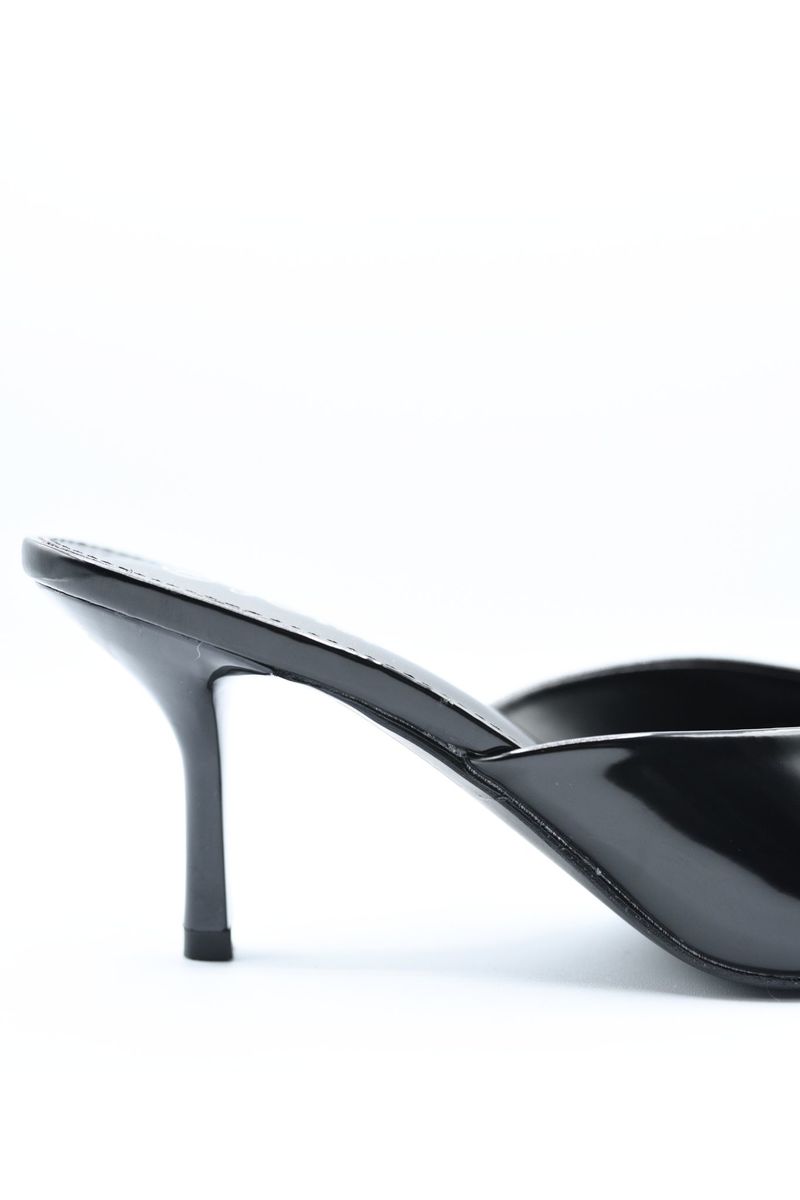 Pointed Toe Slip-on High Heels Moda