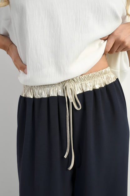 Drawstring Shiny Waist Wide Leg Trouser Moda