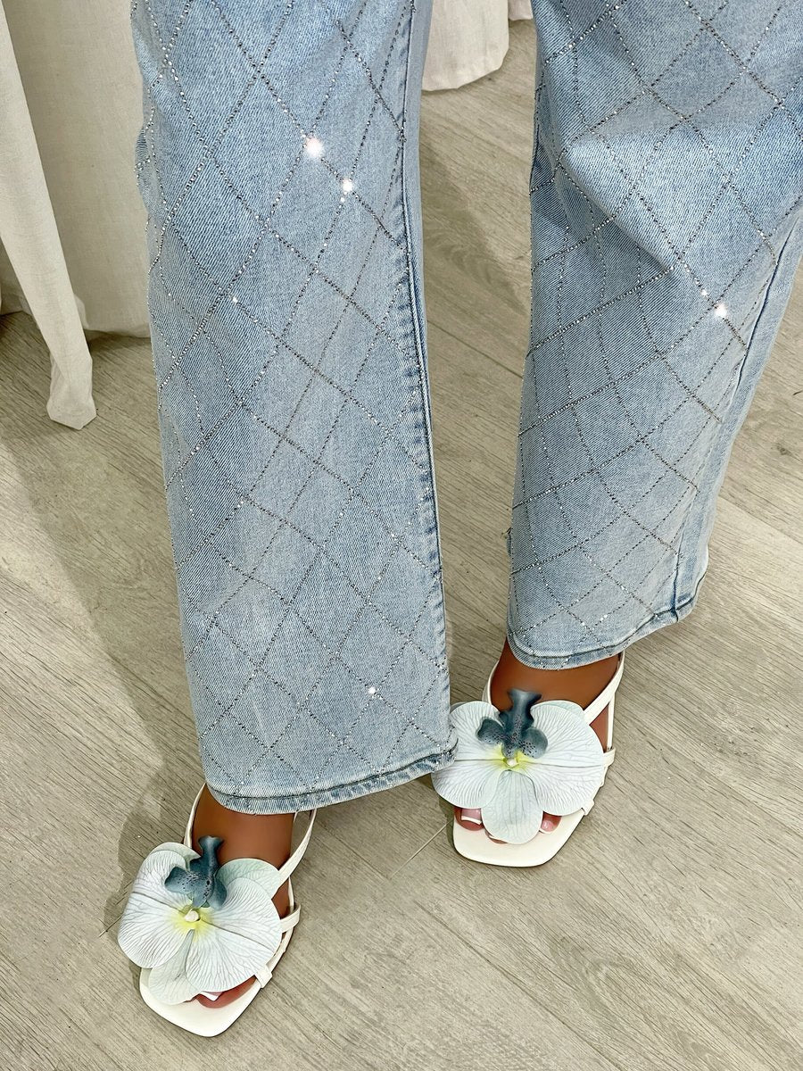 Diamond Pattern Embellished High Waisted Jeans Moda
