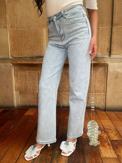 Diamond Pattern Embellished High Waisted Jeans Moda