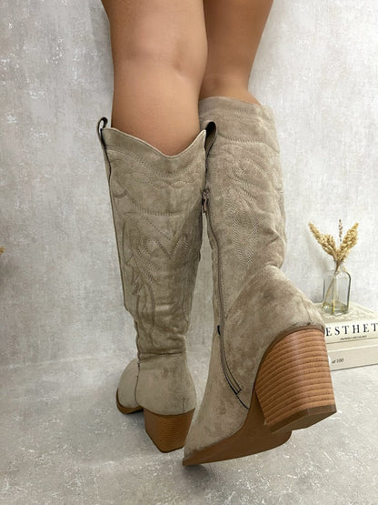 Block Heel Cowboy Boots Moda