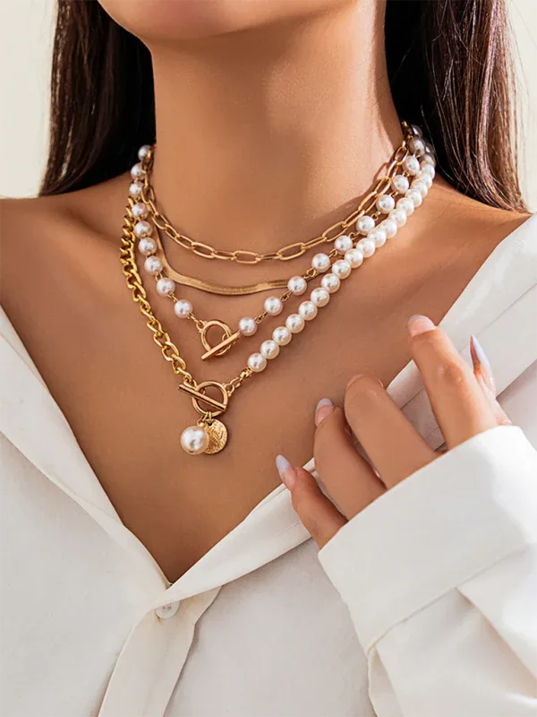 Baroque Pearl Necklace with Creative Irregular Chain for Clavicle Style - Shello's Creative Boutique