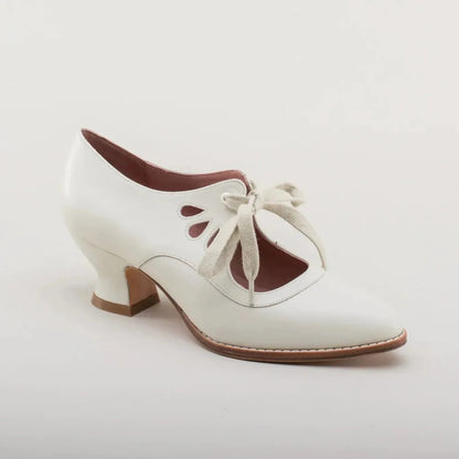 Retro Mary Jane Pumps - Vintage Lace - Up Low Heels - Shello's Creative Boutique